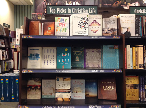 Book Store «Barnes & Noble», reviews and photos, 270 Buckland Hills Dr #1024, Manchester, CT 06040, USA