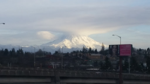 Auto Parts Store «NAPA Auto Parts - Standard Parts», reviews and photos, 10615 Bridgeport Way SW, Tacoma, WA 98499, USA