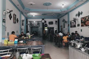 Rumah Makan Ani image