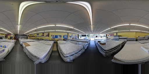 Mattress Store «Shoals Discount Mattresses», reviews and photos, 705 Avalon Ave, Muscle Shoals, AL 35661, USA