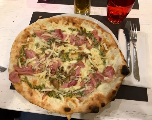 Pizzeria Saracino in Crispiano, Provincia di Taranto