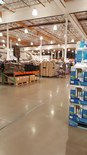 Warehouse store «Costco Wholesale», reviews and photos, 2828 Chad Dr, Eugene, OR 97408, USA