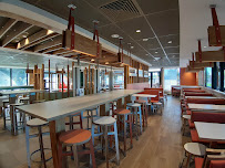 Atmosphère du Restauration rapide Mc Donald's Jayat - n°5