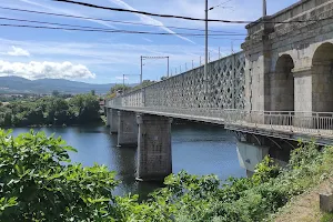Ponte Rodo-Ferroviária de Valença image