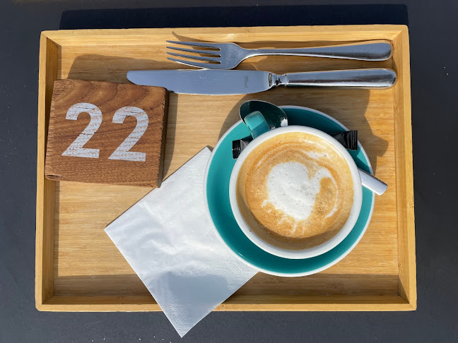 http://www.lyckacoffeebar.com/
