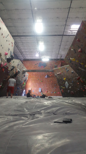 Yoga Studio «Summit Climbing, Yoga & Fitness», reviews and photos, 9201 Forest Ln, Dallas, TX 75243, USA