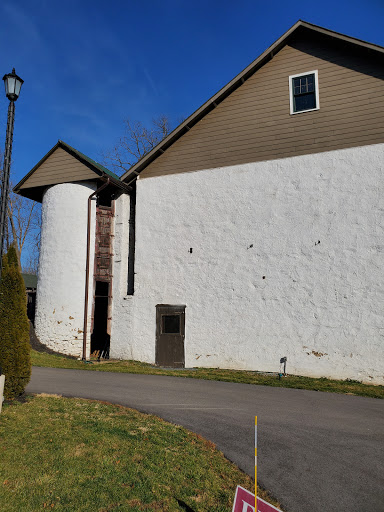 Winery «Stone Barn Cellars Winery», reviews and photos, 3050 Pottstown Pike, Spring City, PA 19475, USA
