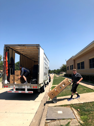 Moving and Storage Service «Two Men and a Truck», reviews and photos, 2225 E Belt Line Rd #323, Carrollton, TX 75006, USA