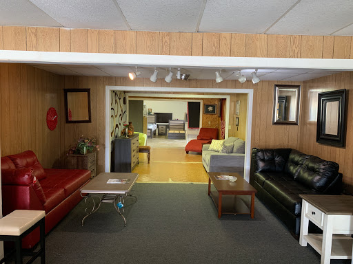 Furniture Store «Ugly Chair Furniture Outlet», reviews and photos, 4915 Cliff Gookin Blvd, Tupelo, MS 38801, USA