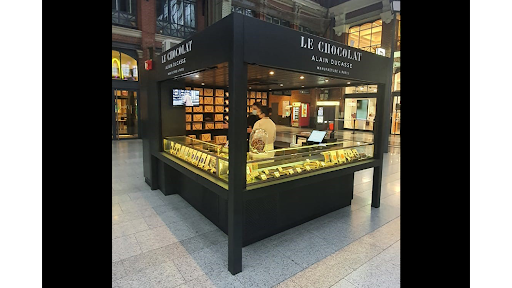 Le Chocolat Alain Ducasse, Corner Gare de Lille Flandres