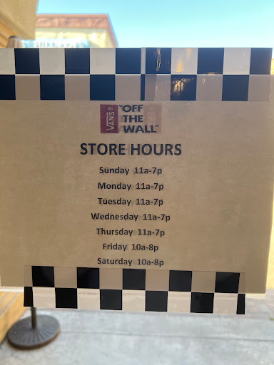 Shoe Store «Vans», reviews and photos, 13000 Folsom Blvd #403, Folsom, CA 95630, USA