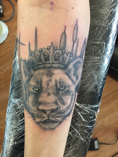 Tattoo Shop «Grasshopper Tattoo Studio», reviews and photos, 8805 IN-64, Georgetown, IN 47122, USA