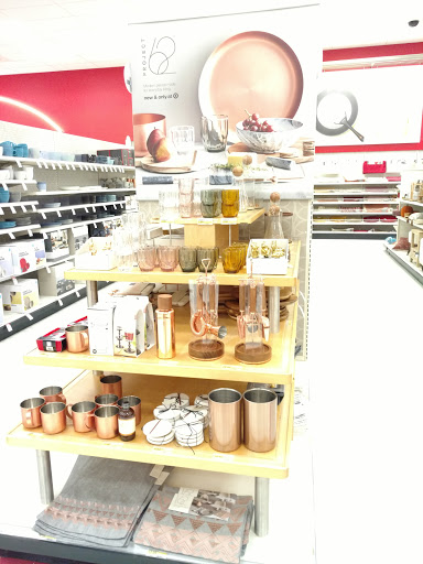 Department Store «Target», reviews and photos, 2975 Horseblock Road, Medford, NY 11763, USA