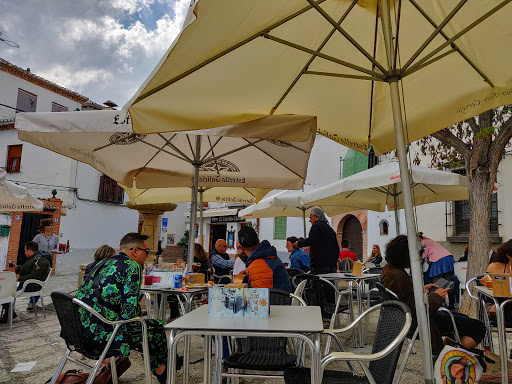 Información y opiniones sobre El ladrillo Charico de Granada