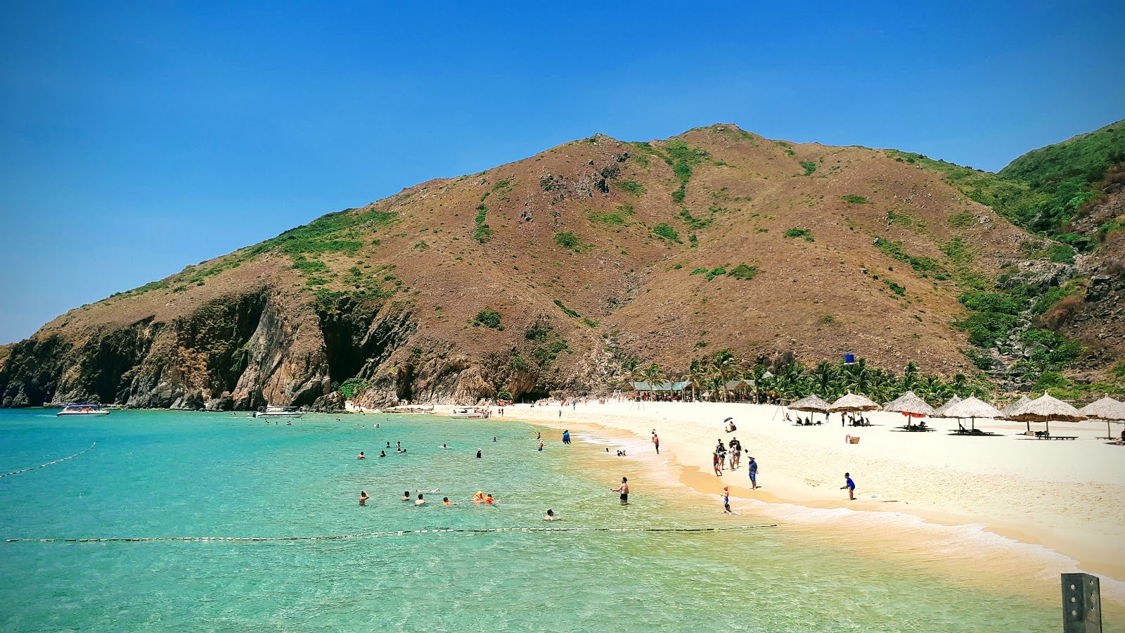 Foto de Ky Co Beach con bahía mediana