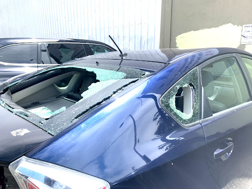 Auto Glass Shop «In & Out Auto Glass», reviews and photos, 221 Bayshore Blvd, San Francisco, CA 94124, USA