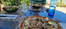 Plats et boissons du Pizzeria L'ermitage à Les Salles-sur-Verdon - n°7