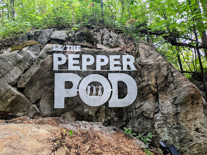 Le/The Pepper Pod