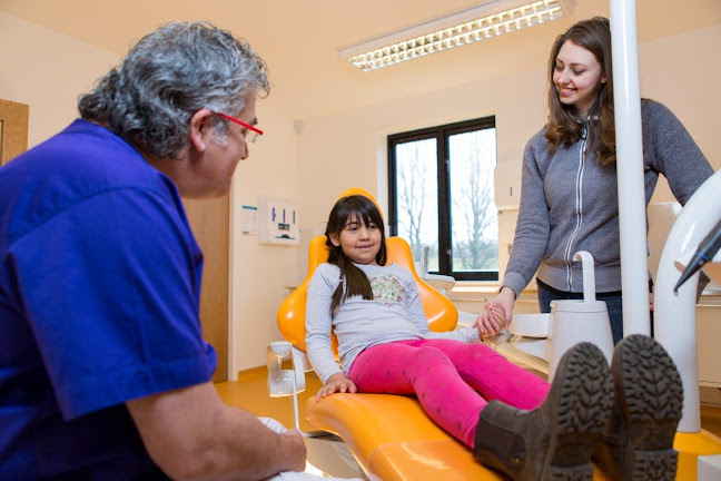 Comments and reviews of Da Vinci Dental Clinic Milton Keynes Taking New Patients