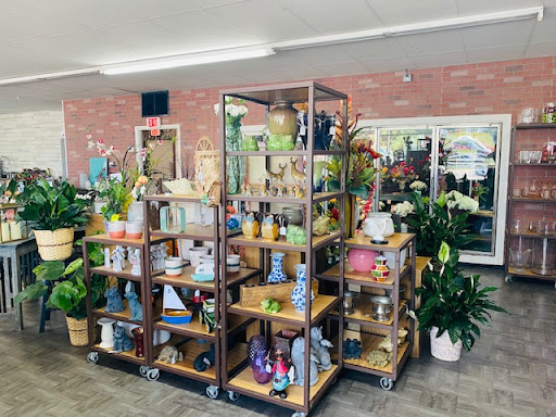 Florist «Tropical Interiors Florist», reviews and photos, 1303 53rd Ave W, Bradenton, FL 34207, USA