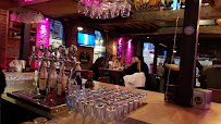 Atmosphère du Restaurant Les 100 Culottes Brasserie Bar Tapas à Lourdes - n°9