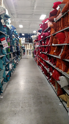 Home Goods Store «At Home», reviews and photos, 3700 S Campbell Ave, Springfield, MO 65807, USA