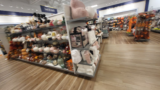 Department Store «Marshalls», reviews and photos, 45 W Main St, Woodland, CA 95695, USA