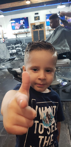 Barber Shop «Identity Barber Shop», reviews and photos, 16733 Bellflower Blvd, Bellflower, CA 90706, USA