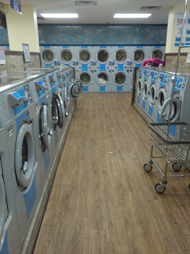 Laundromat «Spring Clean Laundry», reviews and photos, 622 S Academy Blvd, Colorado Springs, CO 80910, USA