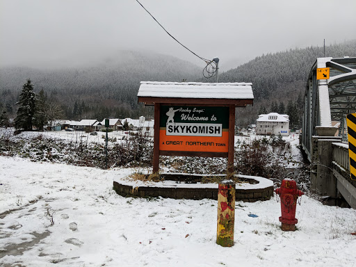Gas Station «Sky Gas & Grocery», reviews and photos, 147 5th St N, Skykomish, WA 98288, USA
