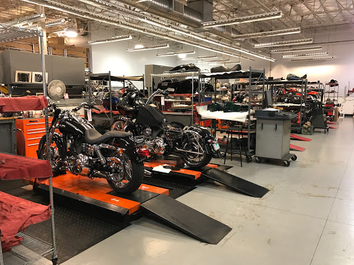 Harley-Davidson Dealer «Oakland Harley-Davidson», reviews and photos, 151 Hegenberger Rd, Oakland, CA 94621, USA