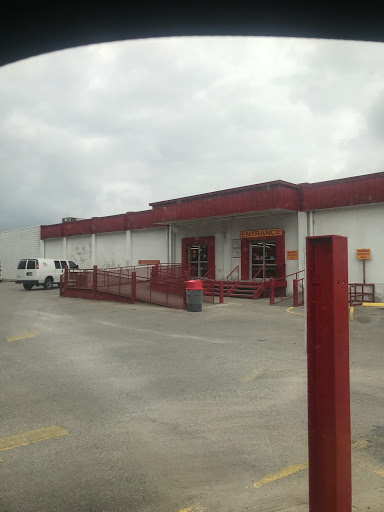 Woodworking Supply Store «Olshan Lumber Company», reviews and photos, 2600 Commerce St, Houston, TX 77003, USA