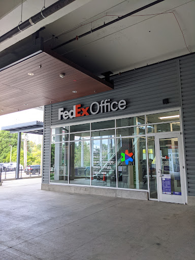 Print Shop «FedEx Office Print & Ship Center», reviews and photos, 10635 NE 8th St, Bellevue, WA 98004, USA