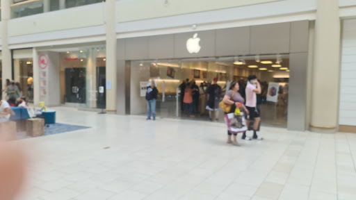 Shopping Mall «Freehold Raceway Mall», reviews and photos, 3710 U.S. 9, Freehold, NJ 07728, USA