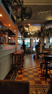 Atmosphère du Restaurant Cafe Blanchet Paris - n°16