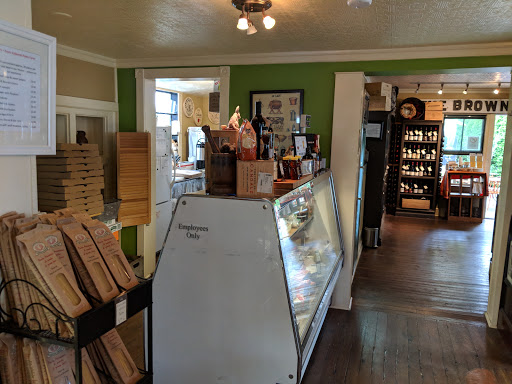Wine Store «Brown Jug Wine Shop», reviews and photos, 1 Jarves St, Sandwich, MA 02563, USA