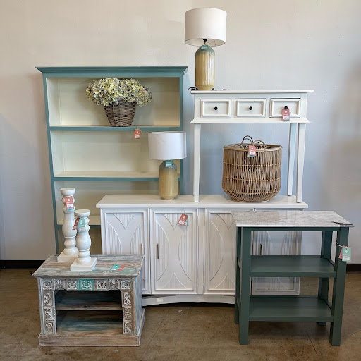 Furniture Store «Nadeau Dallas», reviews and photos, 1128 Longpoint Ave, Dallas, TX 75247, USA