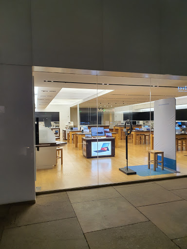 Computer Store «Microsoft Store - Stanford Shopping Center», reviews and photos, 186 Stanford Shopping Center, Palo Alto, CA 94304, USA