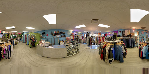 Fashion «Reinvent Clothing Boutique & Consignment», reviews and photos, 7441 Foothills Blvd, Roseville, CA 95747, USA