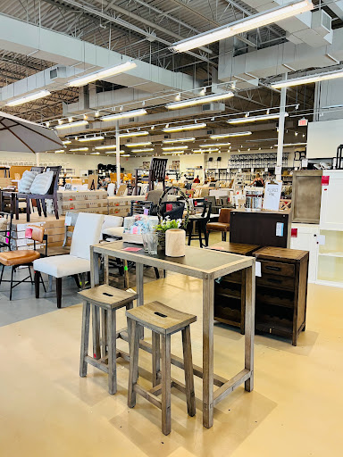 Outlet Store «Pottery Barn Outlet», reviews and photos, 3939 I-35 #920, San Marcos, TX 78666, USA