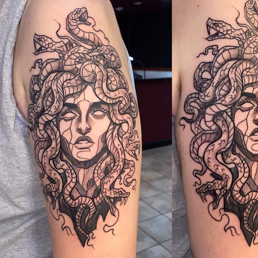 Body Piercing Shop «Blue Horse Shoe Tattoo and Piercing», reviews and photos, 3513 Virginia Beach Blvd, Virginia Beach, VA 23452, USA