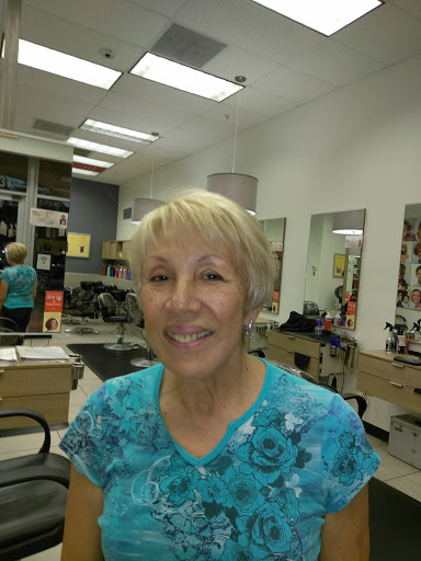 Hair Salon «Hair Cuttery», reviews and photos, 18237 Biscayne Blvd, Aventura, FL 33160, USA