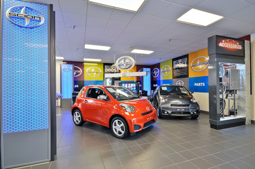 Toyota Dealer «Kings Toyota - New Cars, Indoor Showroom», reviews and photos, 4700 Fields Ertel Rd, Cincinnati, OH 45249, USA