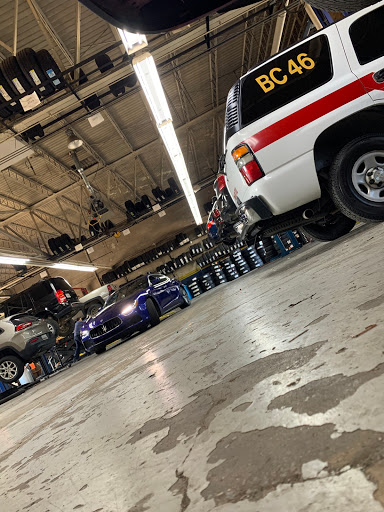 Auto Repair Shop «Arlington Auto Care», reviews and photos, 3298 Wilson Blvd, Arlington, VA 22201, USA