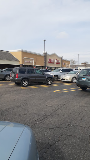 Grocery Store «Jewel-Osco», reviews and photos, 547 W Liberty St, Wauconda, IL 60084, USA