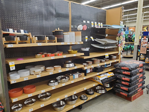 Pet Supply Store «Petco Animal Supplies», reviews and photos, 280 Kensington Blvd, Slidell, LA 70458, USA