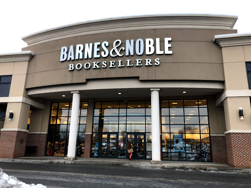 Book Store «Barnes & Noble», reviews and photos, 58 S 32nd St, Camp Hill, PA 17011, USA