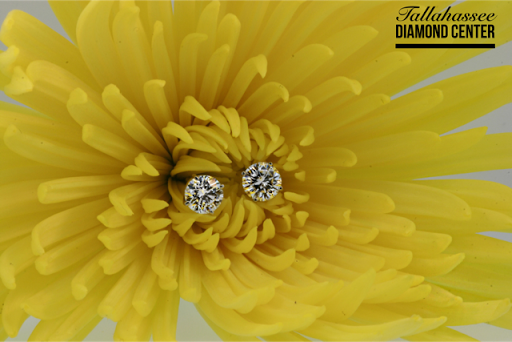 Jewelry Store «Tallahassee Diamond Center», reviews and photos, 1355 Market St, Tallahassee, FL 32312, USA