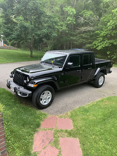 Jeep Dealer «Central Jeep Chrysler Dodge RAM of Raynham», reviews and photos, 191 US-44, Raynham, MA 02767, USA