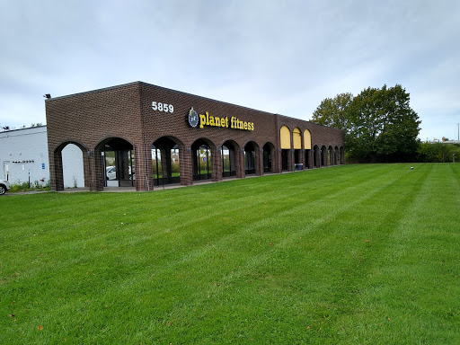 Gym «Planet Fitness», reviews and photos, 5859 Bridge St, East Syracuse, NY 13057, USA